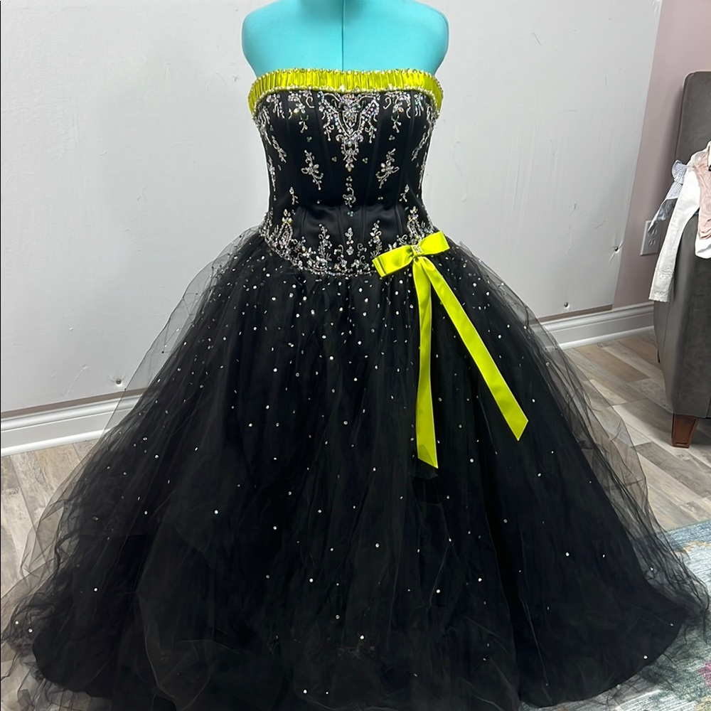 Black and Green Sequin Strapless Prom Gown